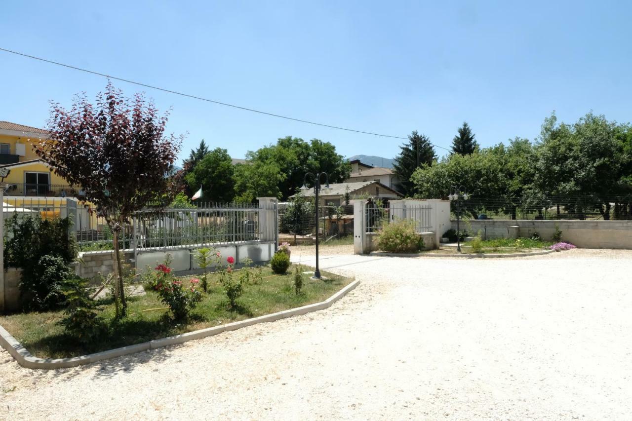B&B Grandangolo Preturo Exterior foto