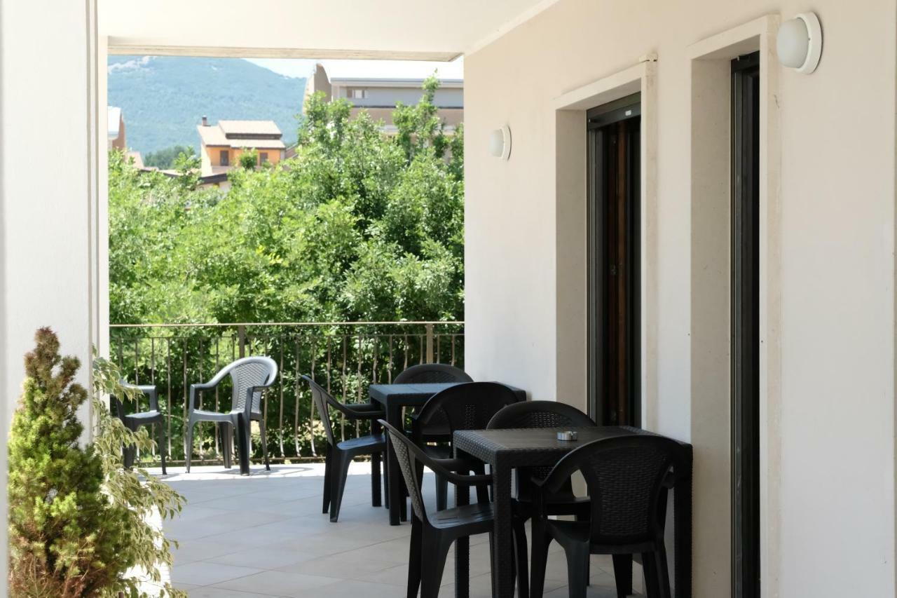 B&B Grandangolo Preturo Exterior foto